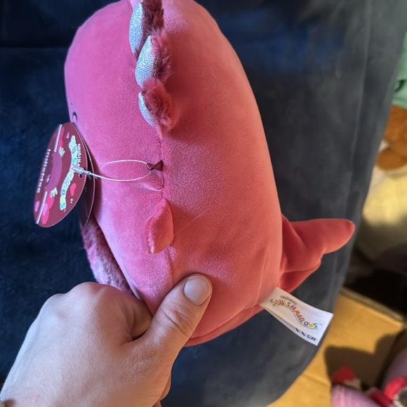Indiemae the Axolotl valentine squishmallow NWT - Picture 6 of 7